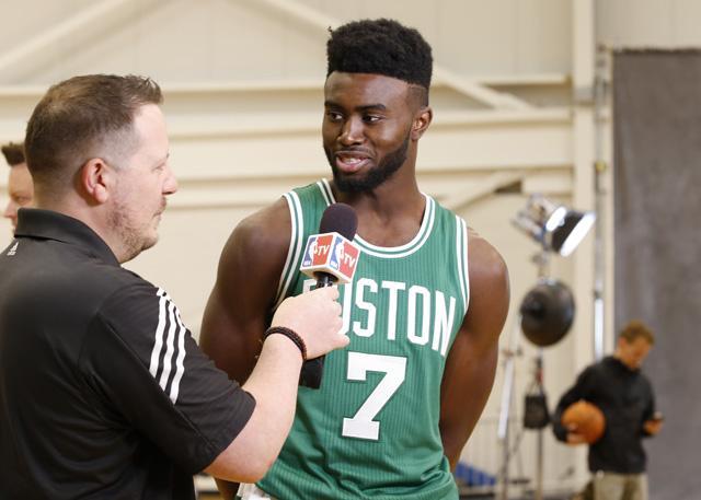 也是着眼于 也是着眼于