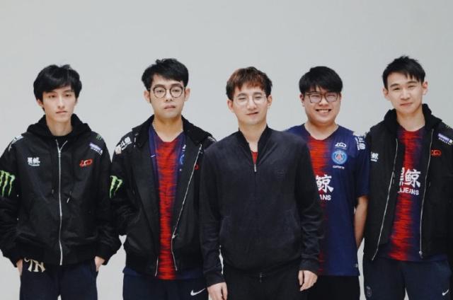 友谊成为了 友谊成为了